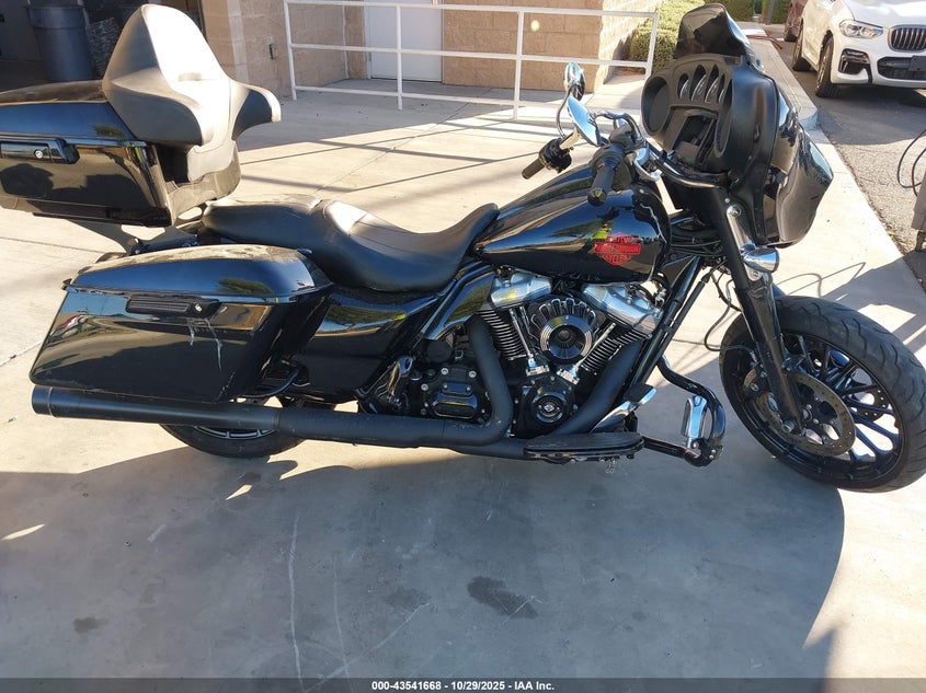 2021 Harley-Davidson Flht VIN: 1HD1FVC22MB601559 Lot: 43541668