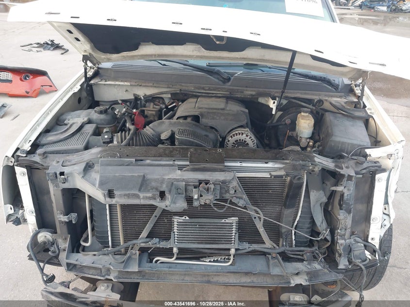 2010 Cadillac Escalade Esv Platinum Edition VIN: 1GYUKKEF2AR184319 Lot: 43541696