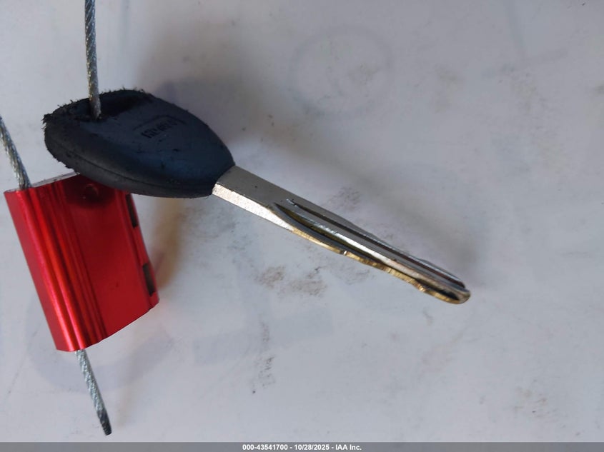 2000 Honda Cr-V Lx VIN: JHLRD2849YS001150 Lot: 43541700