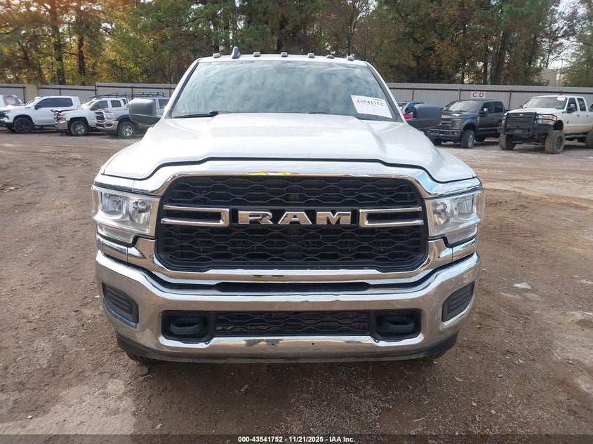 2022 Ram 2500 Tradesman 4X4 6'4 Box VIN: 3C6UR5CJ3NG251226 Lot: 43541752