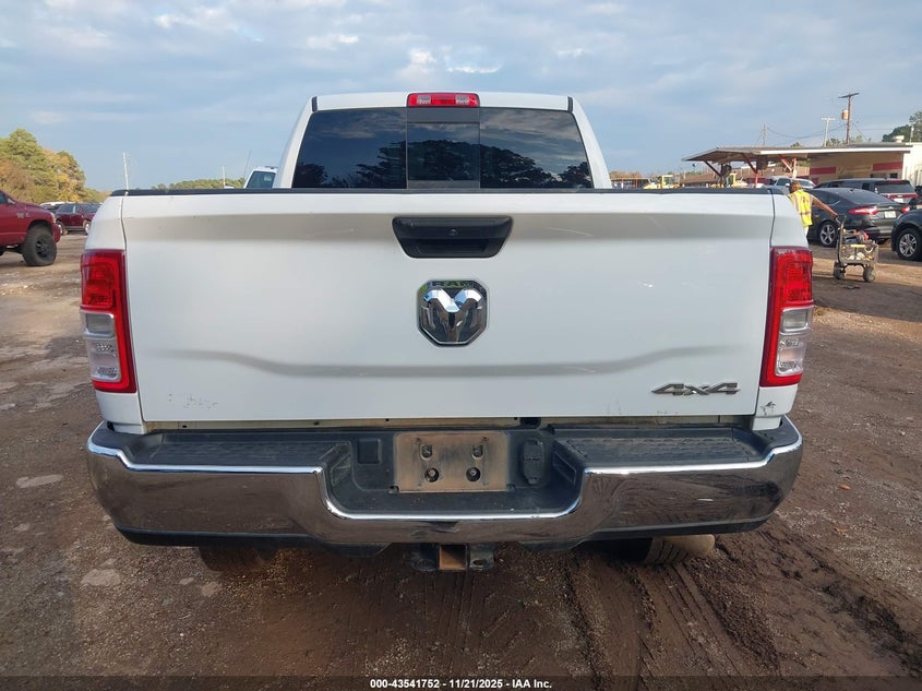 2022 Ram 2500 Tradesman 4X4 6'4 Box VIN: 3C6UR5CJ3NG251226 Lot: 43541752