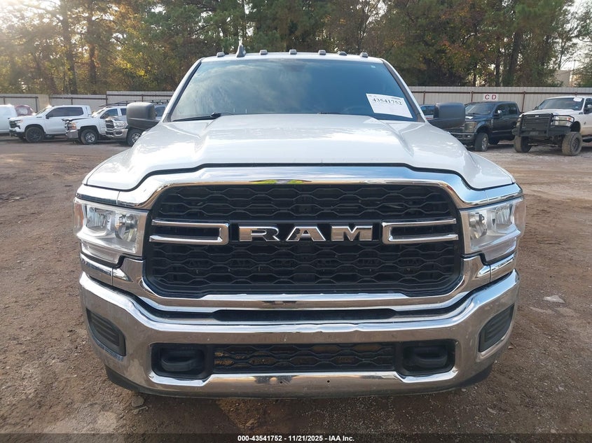 2022 Ram 2500 Tradesman 4X4 6'4 Box VIN: 3C6UR5CJ3NG251226 Lot: 43541752