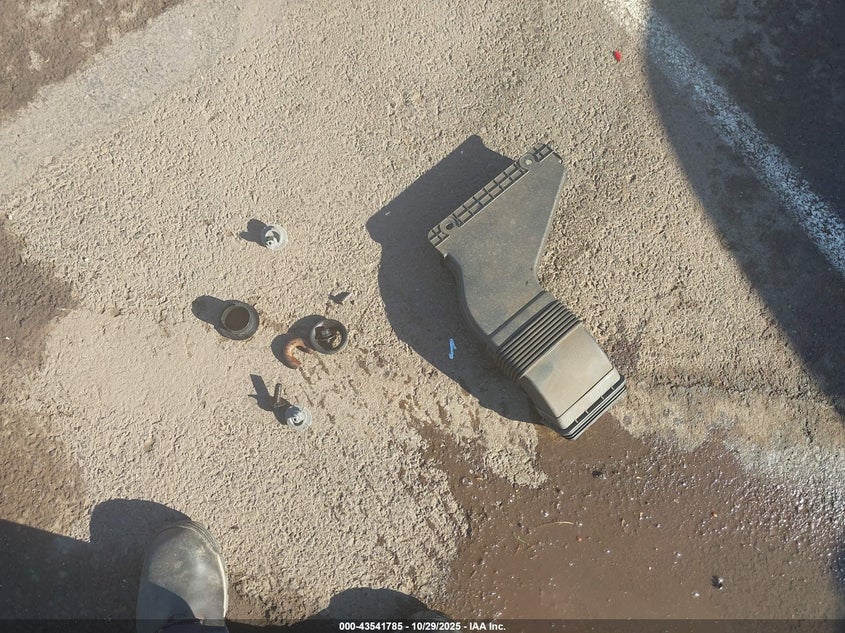 2015 Kia Sedona L VIN: KNDMA5C16F6032957 Lot: 43541785