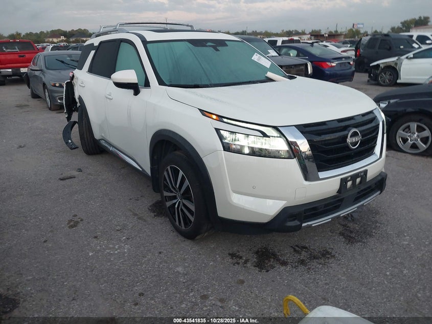 NISSAN PATHFINDER PLATINUM FWD