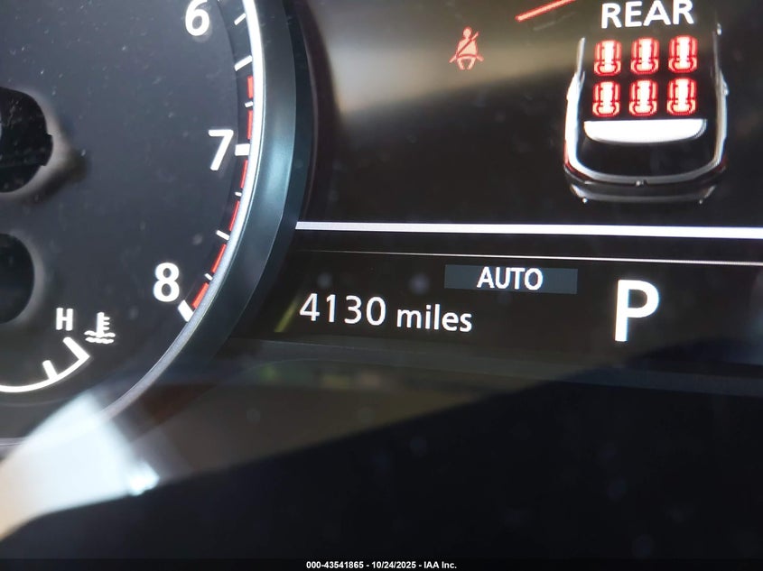 2025 NISSAN PATHFINDER SV 4WD 5N1DR3BC4SC255215