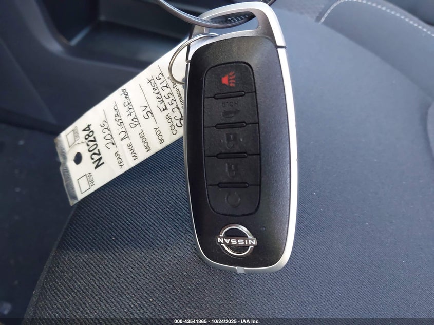 2025 NISSAN PATHFINDER SV 4WD 5N1DR3BC4SC255215