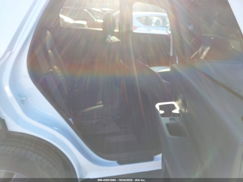 2025 NISSAN PATHFINDER SV 4WD 5N1DR3BC4SC255215