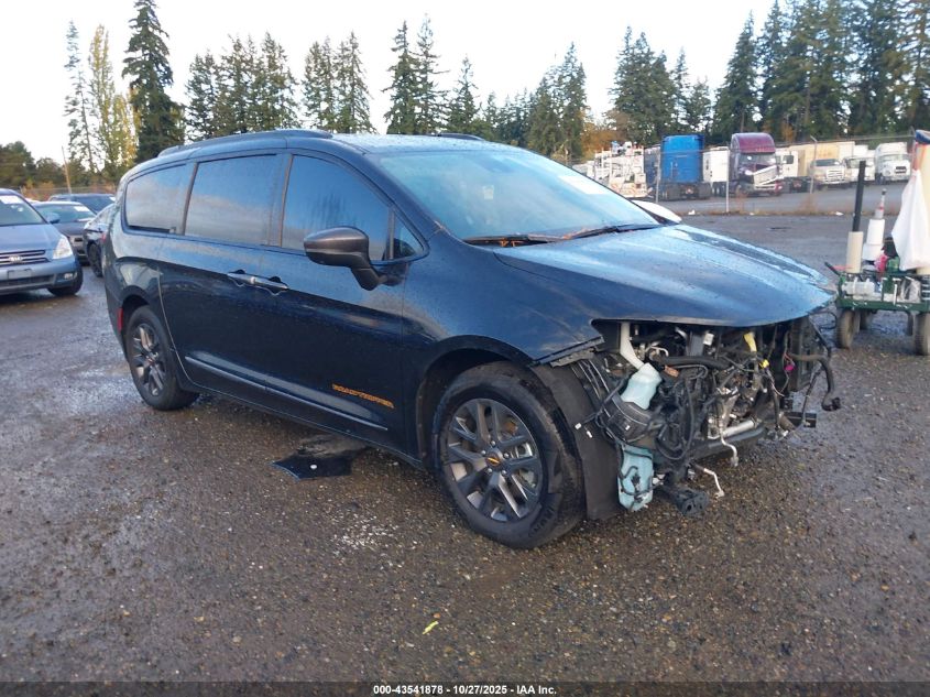 2023 CHRYSLER PACIFICA HYBRID TOURING L - 2C4RC1L71PR589069