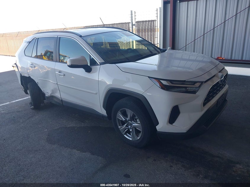 TOYOTA RAV4 HYBRID LE