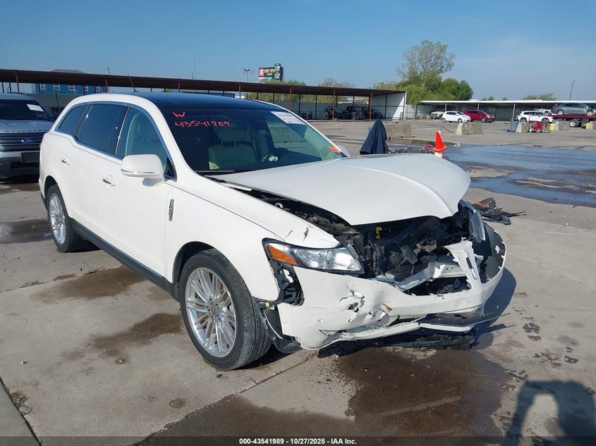 LINCOLN MKT ECOBOOST