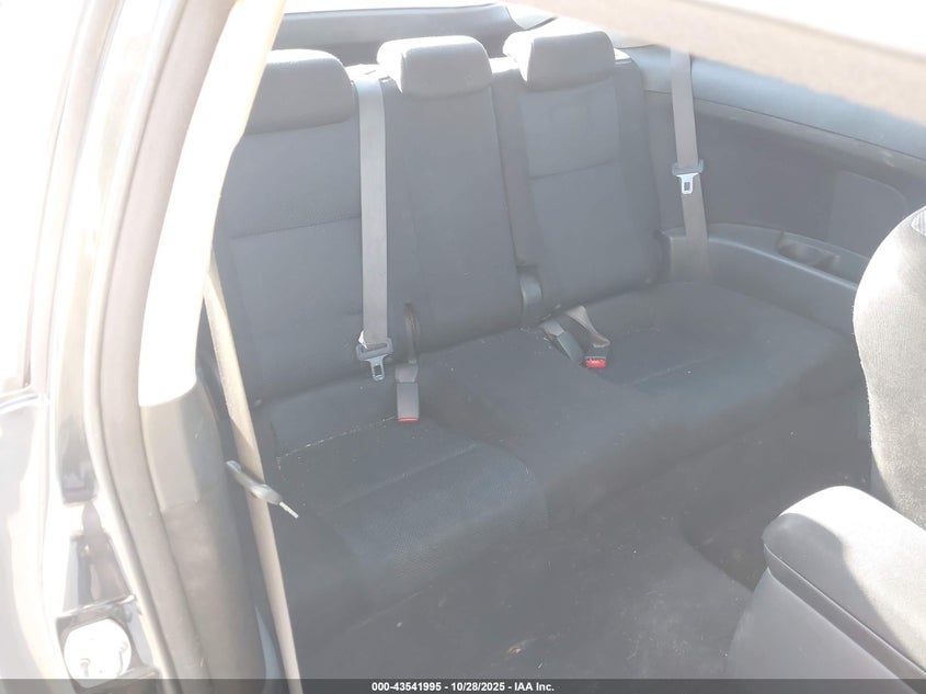 JTKDE167160131422 2006 SCION TC photo no. 8