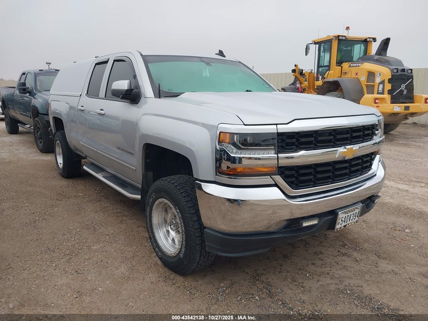 2018 CHEVROLET SILVERADO 1500 1LT - 1GCRCREC2JZ158830