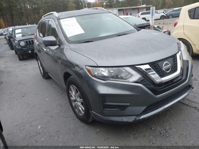 NISSAN ROGUE SV