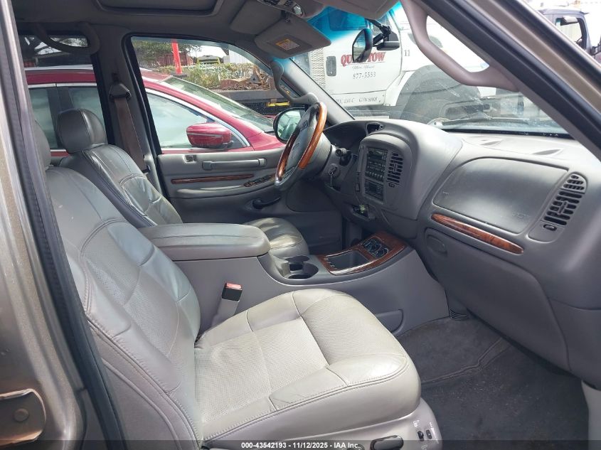 2001 Lincoln Navigator
