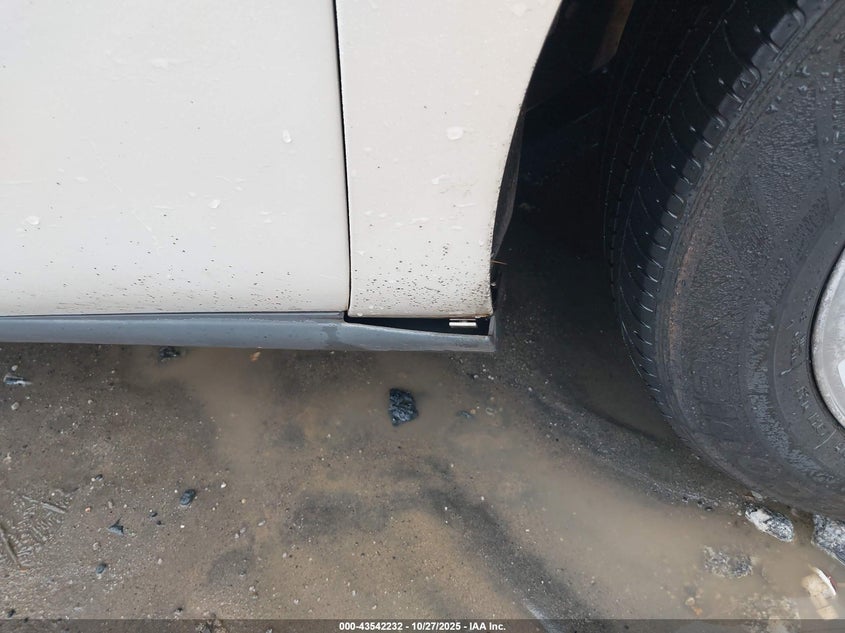 2002 Cadillac Deville Standard VIN: 1G6KD54Y22U181160 Lot: 43542232