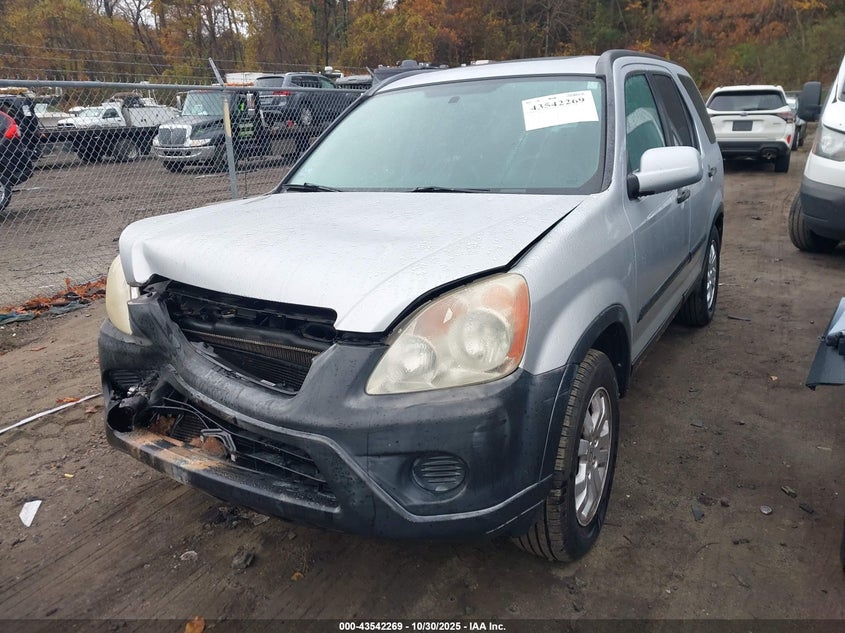 SHSRD78885U344014 2005 HONDA CR-V photo no. 2