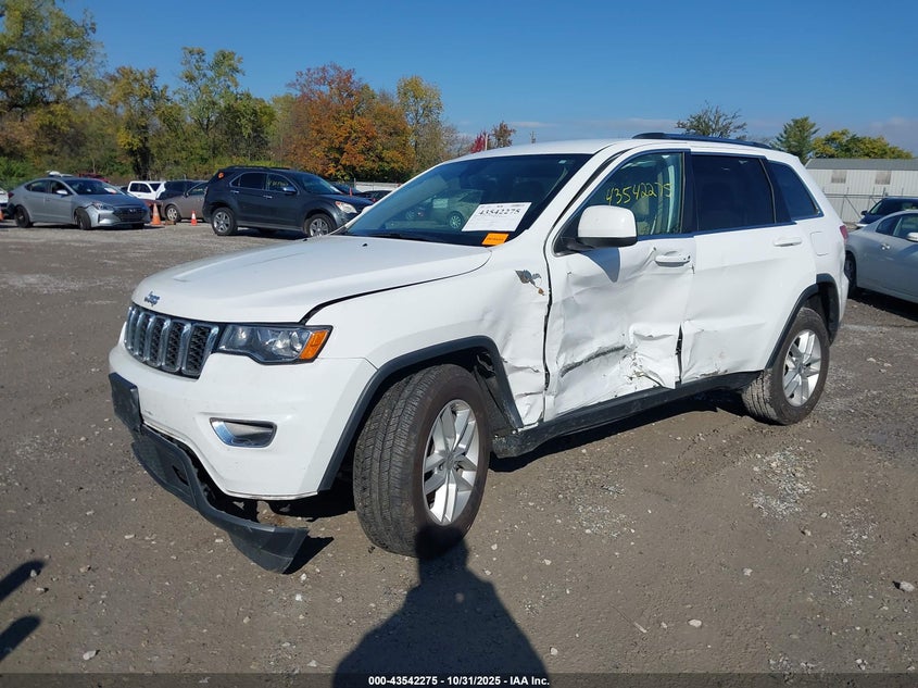 1C4RJFAG5JC315234 2018 JEEP GRAND CHEROKEE photo no. 2