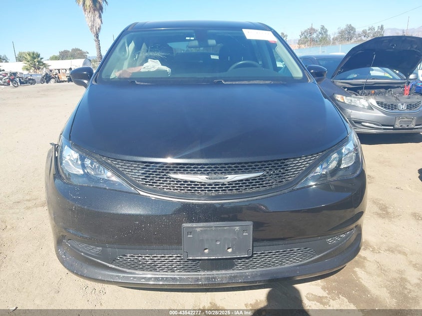 2022 CHRYSLER VOYAGER LX 2C4RC1CG1NR144196