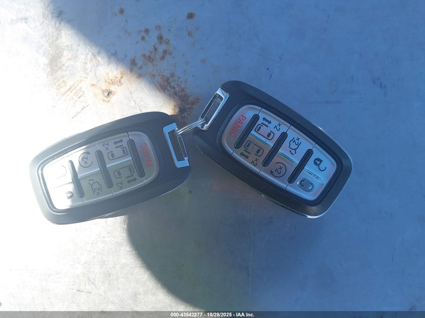 2022 CHRYSLER VOYAGER LX 2C4RC1CG1NR144196