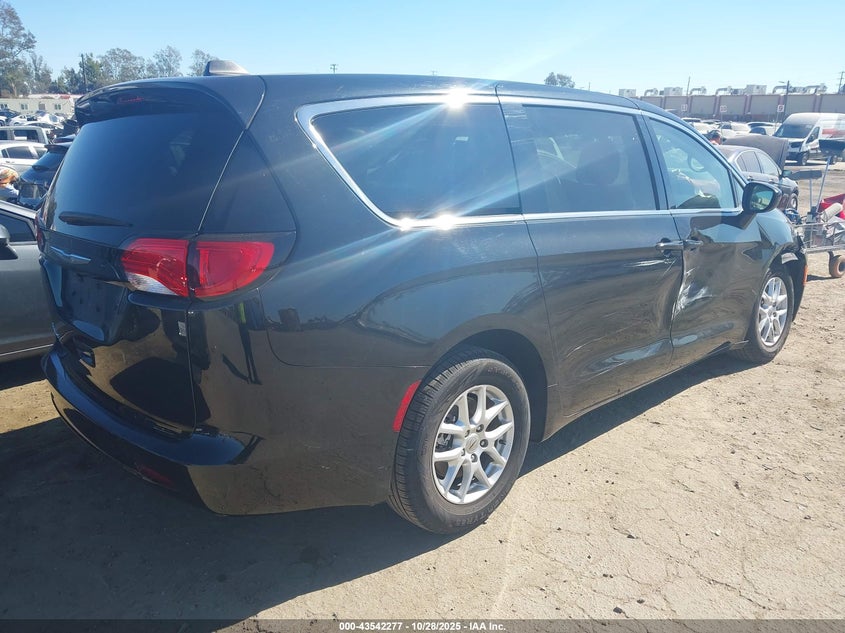 2022 CHRYSLER VOYAGER LX 2C4RC1CG1NR144196