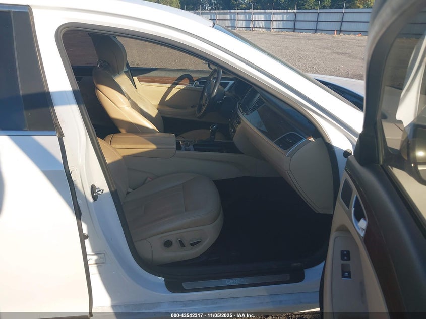 2016 Hyundai Genesis 3.8 VIN: KMHGN4JE0GU139044 Lot: 43542317