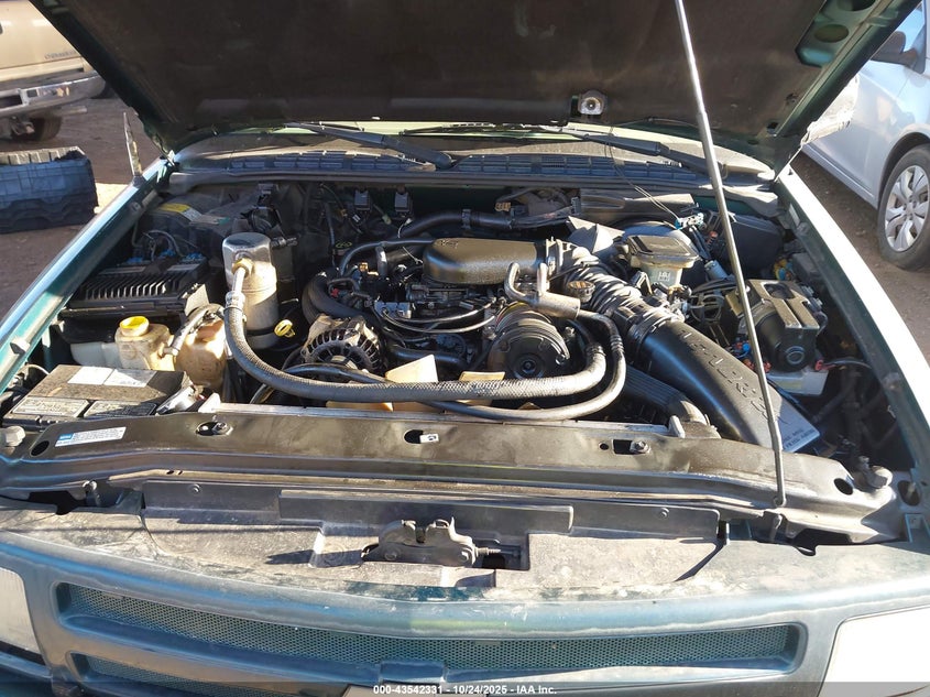 1997 Chevrolet Blazer Lt VIN: 1GNDT13W3V2231007 Lot: 43542331