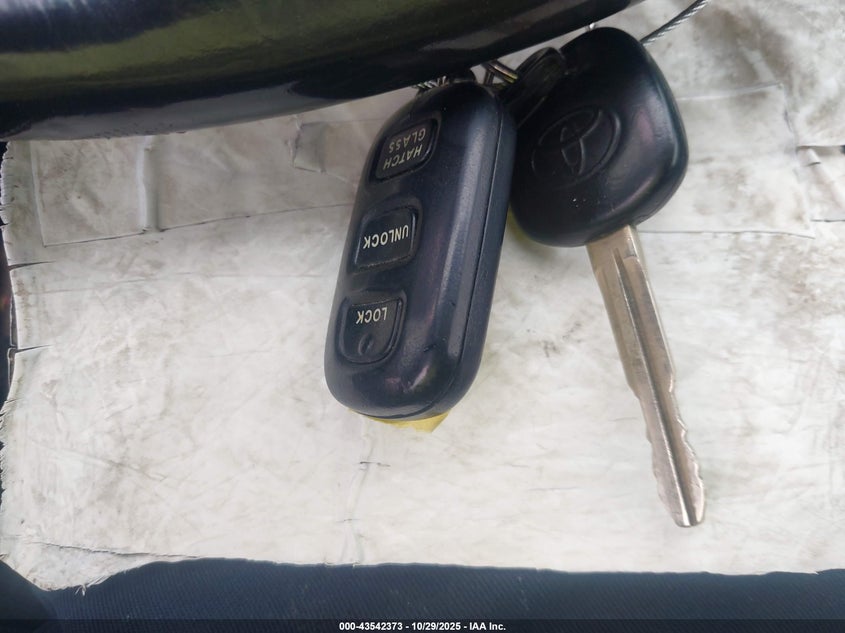 2006 Toyota Matrix Xr VIN: 2T1KR30E96C581220 Lot: 43542373