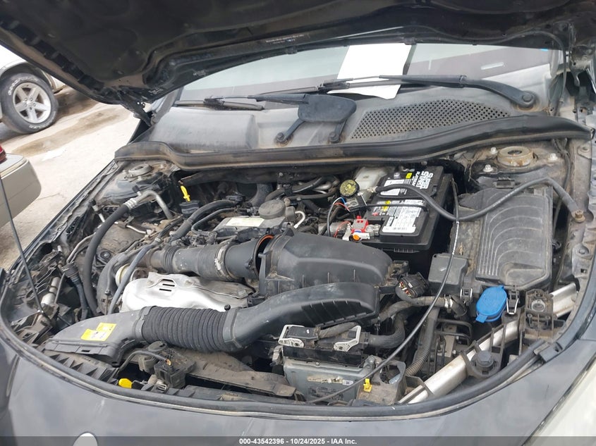 2016 MERCEDES-BENZ CLA 250 WDDSJ4EB7GN302864