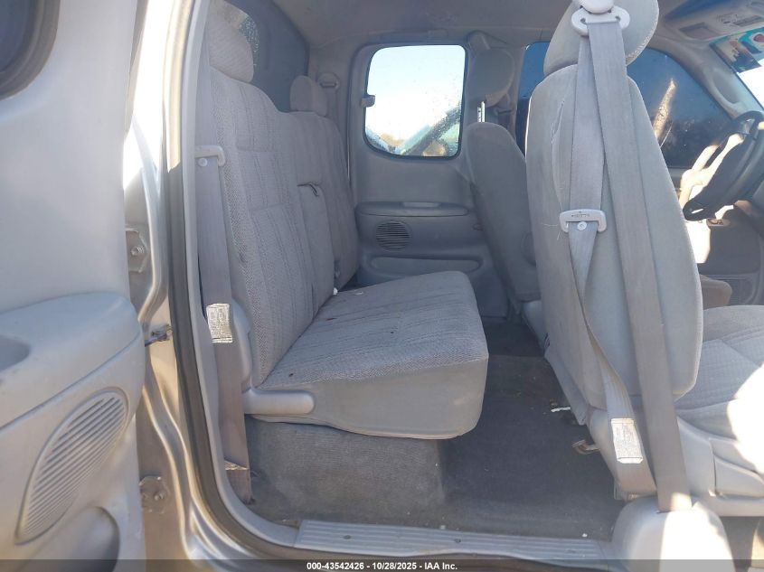 2002 Toyota Tundra Sr5 V8 VIN: 5TBBT44182S234065 Lot: 43542426