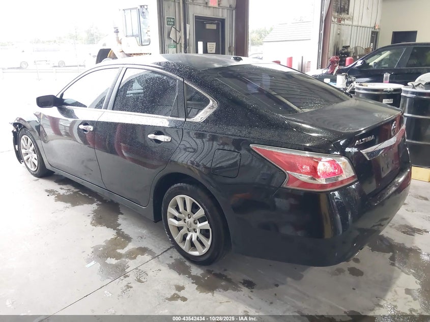 2015 Nissan Altima 2.5 S VIN: 1N4AL3AP9FC210571 Lot: 43542434