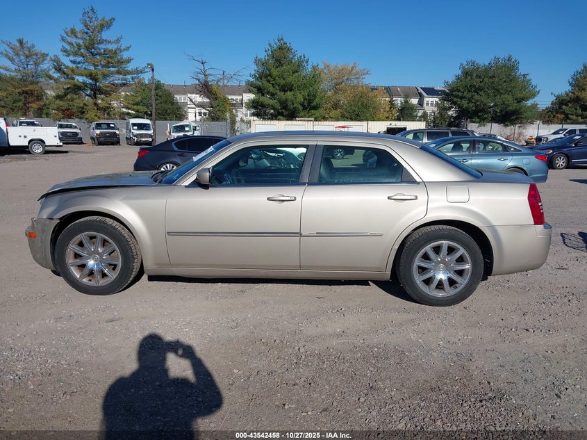 2008 Chrysler 300 Limited VIN: 2C3KA33G48H218342 Lot: 43542458