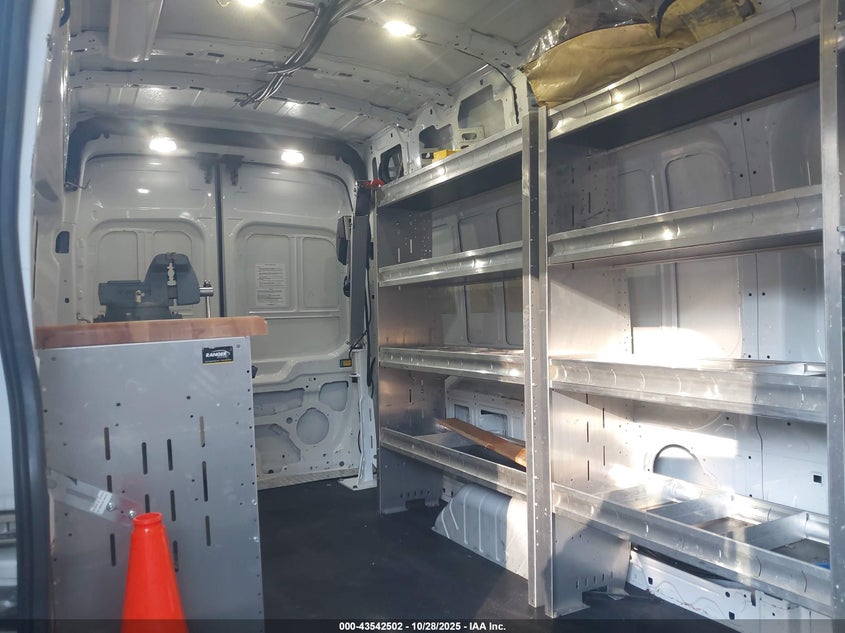 2018 Ford Transit-350 VIN: 1FTBF4XM2JKA33045 Lot: 43542502