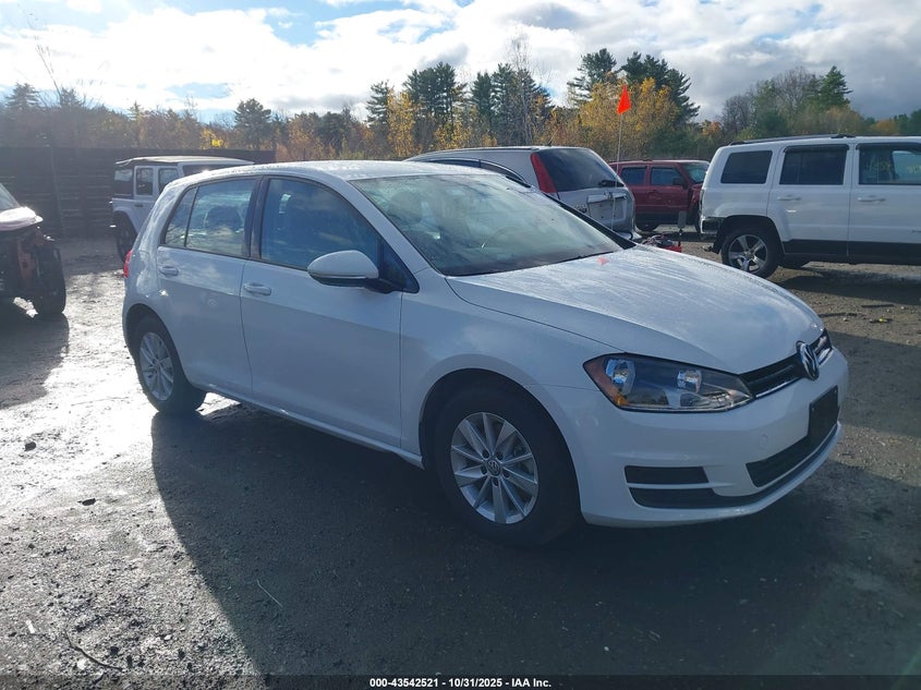 VOLKSWAGEN GOLF TSI S 4-DOOR