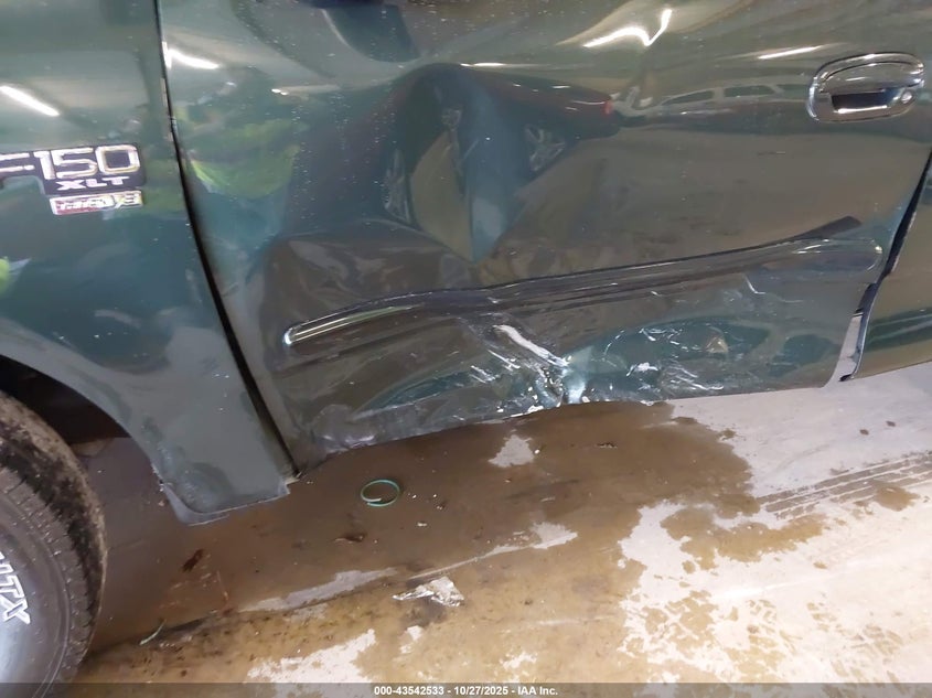 2002 Ford F-150 Xl/Xlt VIN: 1FTRF17L32KD72144 Lot: 43542533