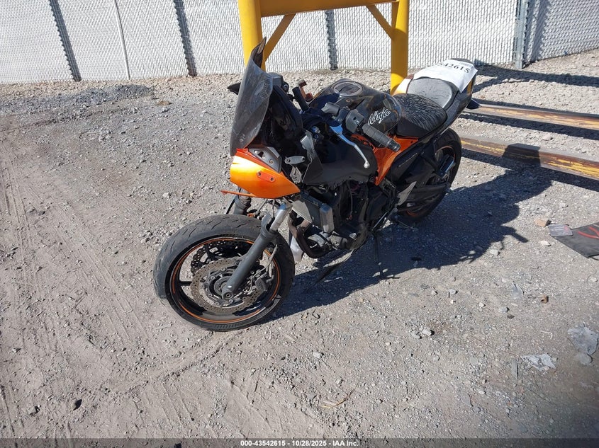 JKAEXEK17KDA35230 2019 KAWASAKI NINJA photo no. 2