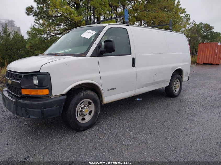 1GCGG25U741149068 2004 CHEVROLET EXPRESS photo no. 2