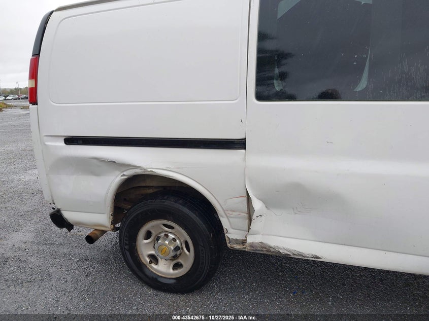 2004 Chevrolet Express VIN: 1GCGG25U741149068 Lot: 43542675