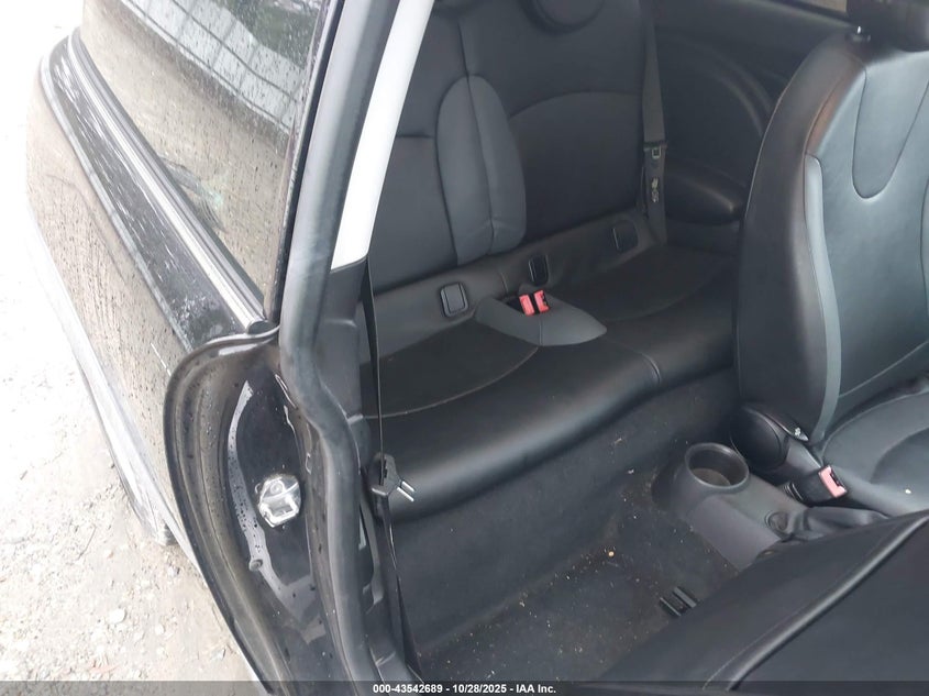 2009 Mini Cooper VIN: WMWMF33569TW73893 Lot: 43542689