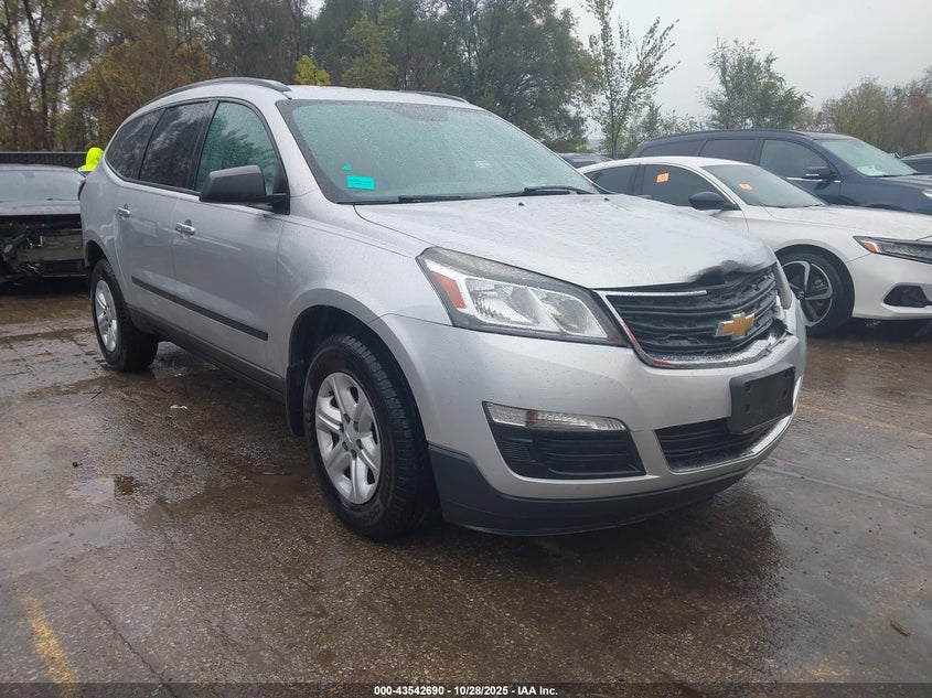 CHEVROLET TRAVERSE LS