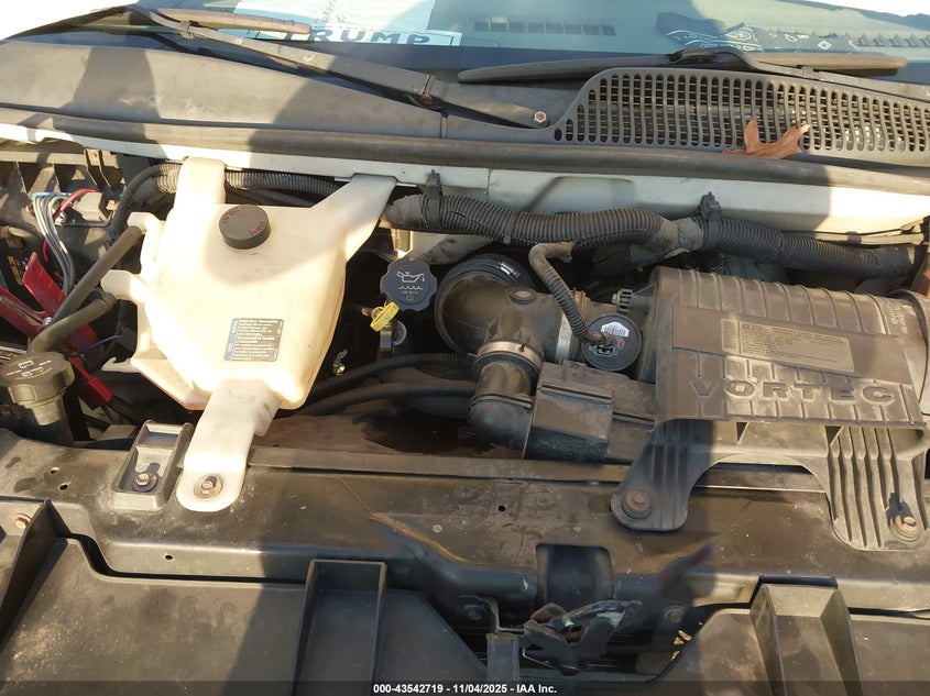 2012 Chevrolet Express Cutaway Work Van VIN: 1GB3G2BG9C1114127 Lot: 43542719