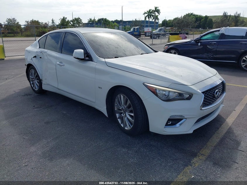 2019 INFINITI Q50 3.0T LUXE - JN1EV7AP1KM518614