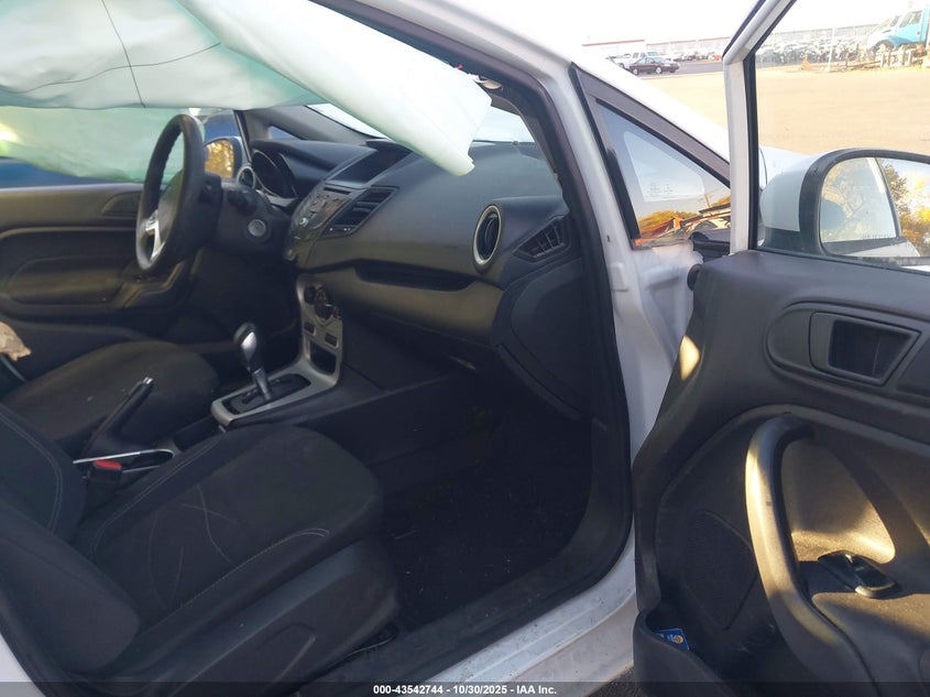 3FADP4BJ5KM121638 2019 FORD FIESTA photo no. 5