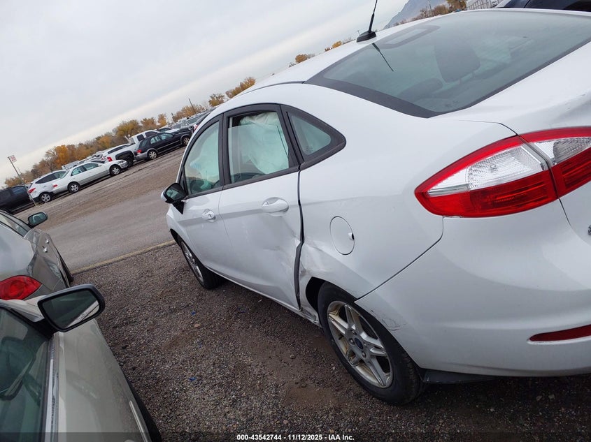 2019 Ford Fiesta Se VIN: 3FADP4BJ5KM121638 Lot: 43542744
