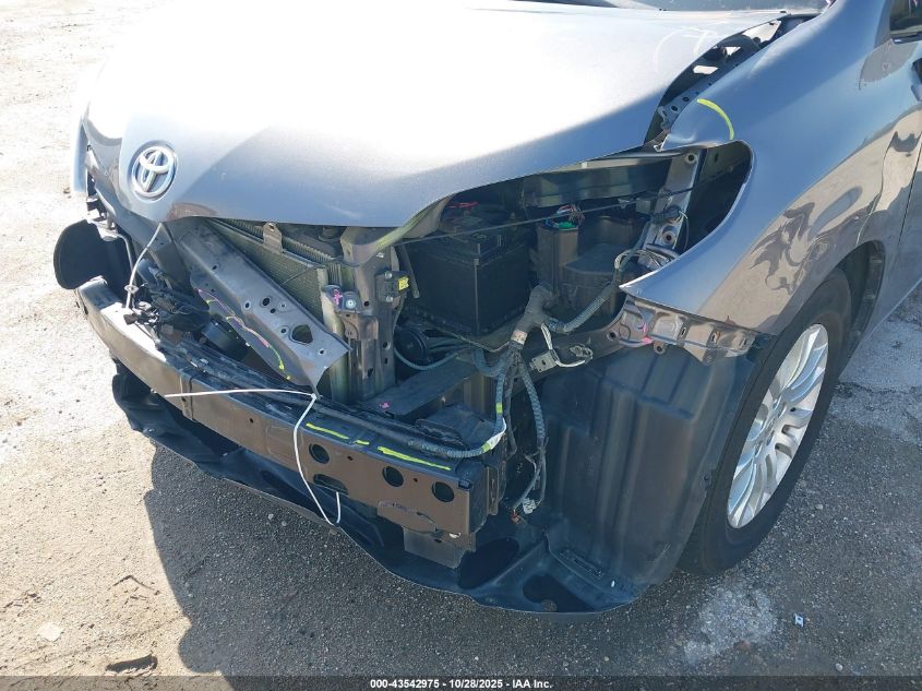 2017 Toyota Sienna Xle 8 Passenger VIN: 5TDYZ3DCXHS856655 Lot: 43542975