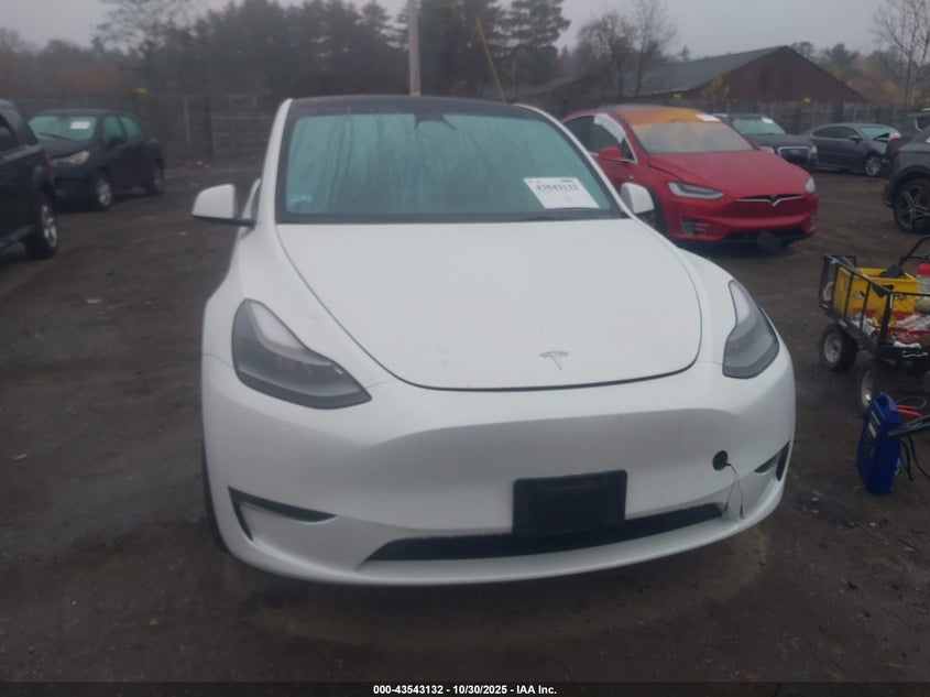 2023 Tesla Model Y Awd/Long Range Dual Motor All-Wheel Drive VIN: 7SAYGAEE7PF630072 Lot: 43543132
