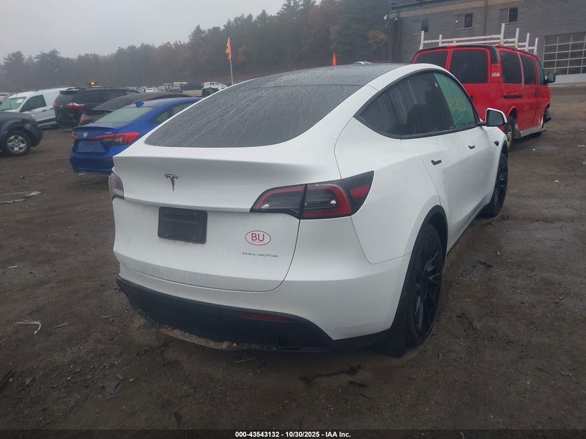 2023 Tesla Model Y Awd/Long Range Dual Motor All-Wheel Drive VIN: 7SAYGAEE7PF630072 Lot: 43543132