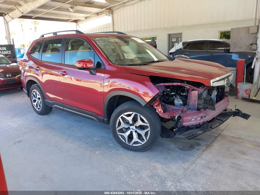 SUBARU FORESTER PREMIUM