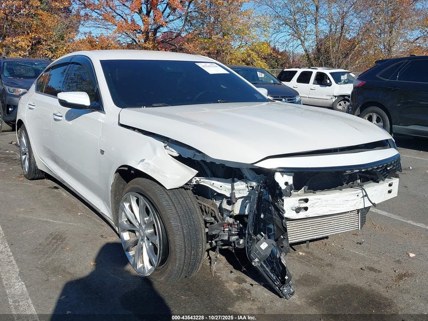 CADILLAC CT5 PREMIUM LUXURY