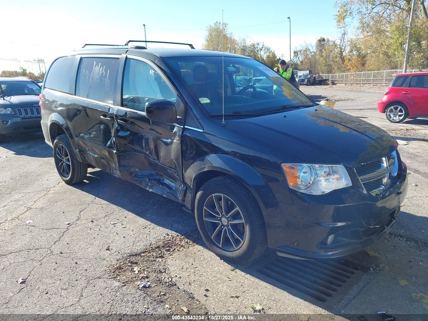 2017 DODGE GRAND CARAVAN SXT - 2C4RDGCG3HR590175