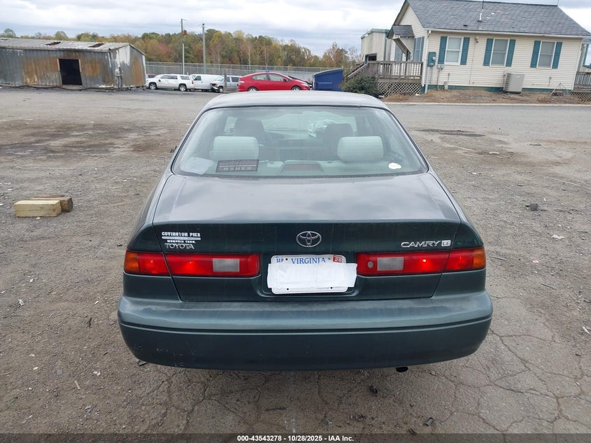 1999 Toyota Camry Le VIN: 4T1BG22K1XU913511 Lot: 43543278